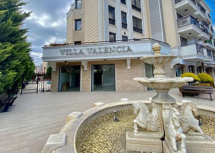 Valencia Slantchev Briag
