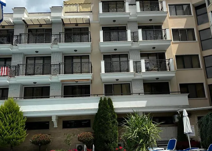 Апартаменты Valencia Солнечный берег